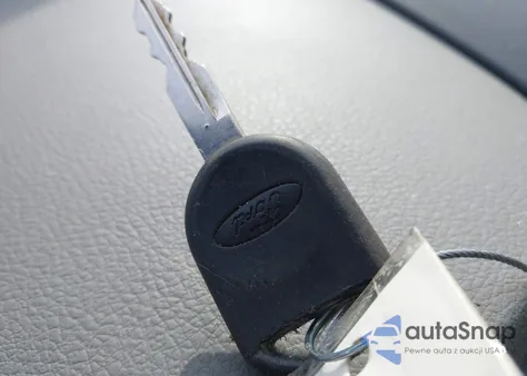 2005 Ford F-150 Lariat/Xl/Xlt from USA, damaged, VIN 1FTPX12535FA89608